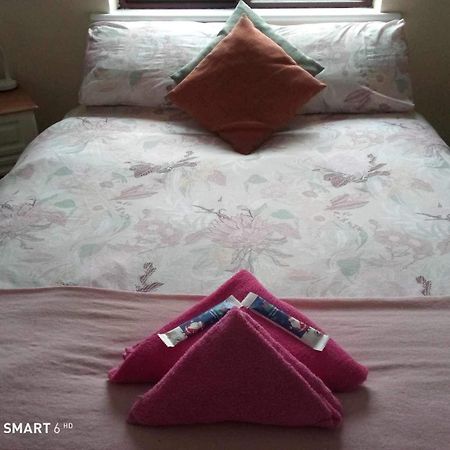 Edwards Cosy B&B Galway Exteriör bild