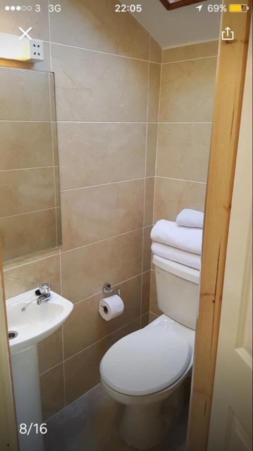 Edwards Cosy B&B Galway Exteriör bild