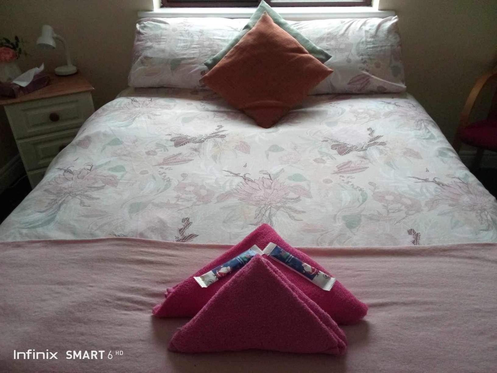 Edwards Cosy B&B Galway Exteriör bild
