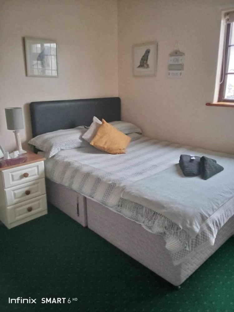 Edwards Cosy B&B Galway Exteriör bild