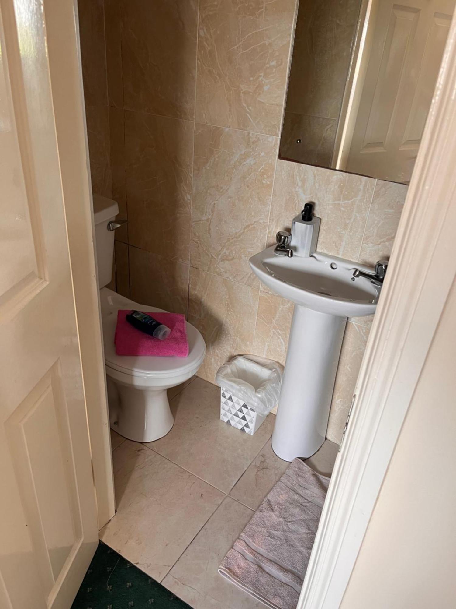 Edwards Cosy B&B Galway Exteriör bild